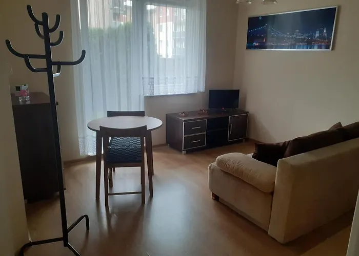 דירה Sloneczny Z Malym Ogrodkiem *