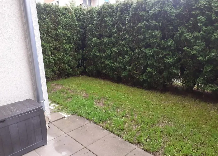 Sloneczny Z Malym Ogrodkiem דירה ויירובו